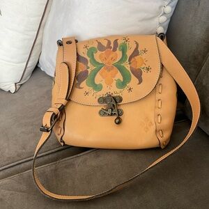 Excellent condition Patricia Nash handbag.